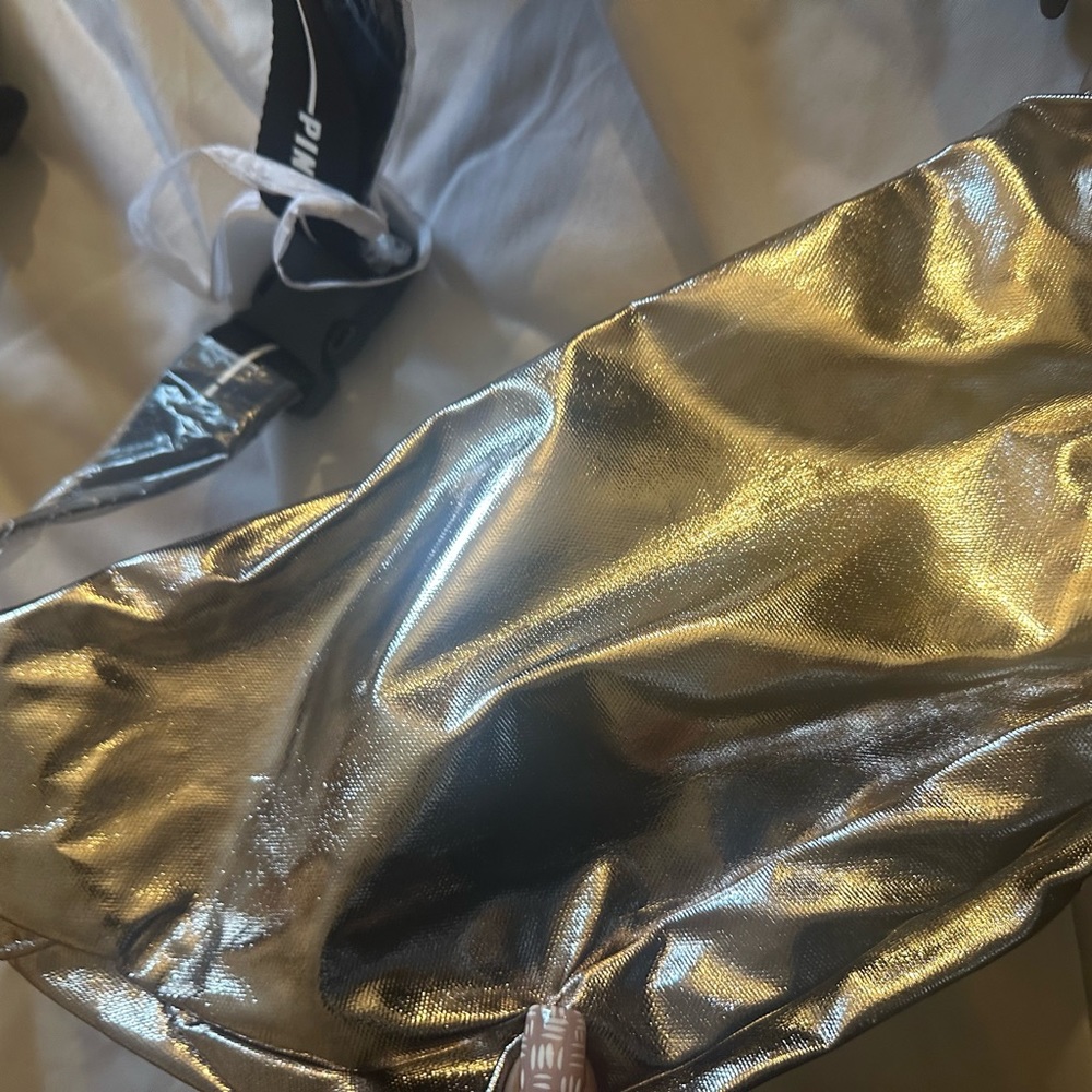 Fanny Pack - Picture 2 of 3